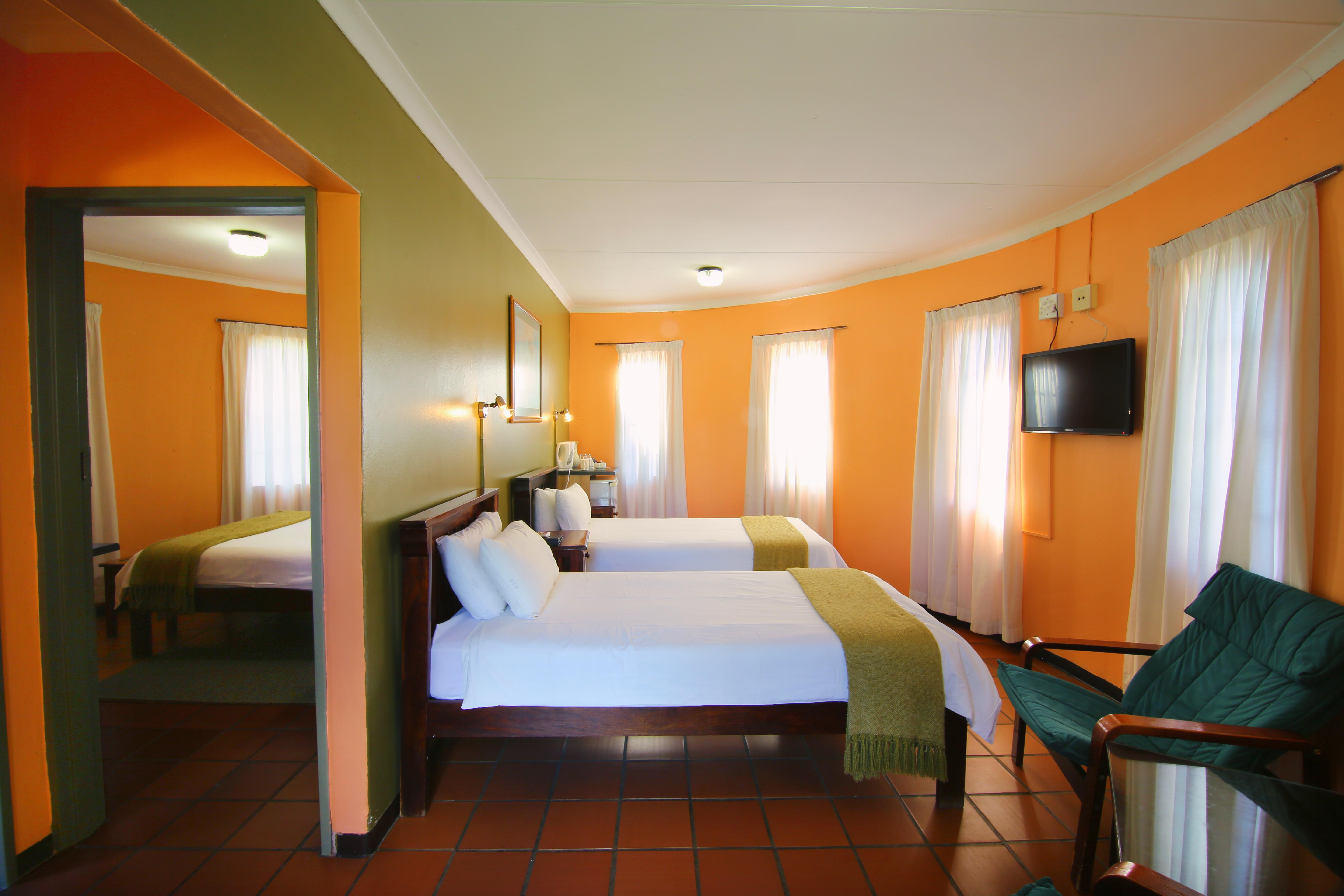 Kalahari Arms Hotel Khemsbok Exterior photo
