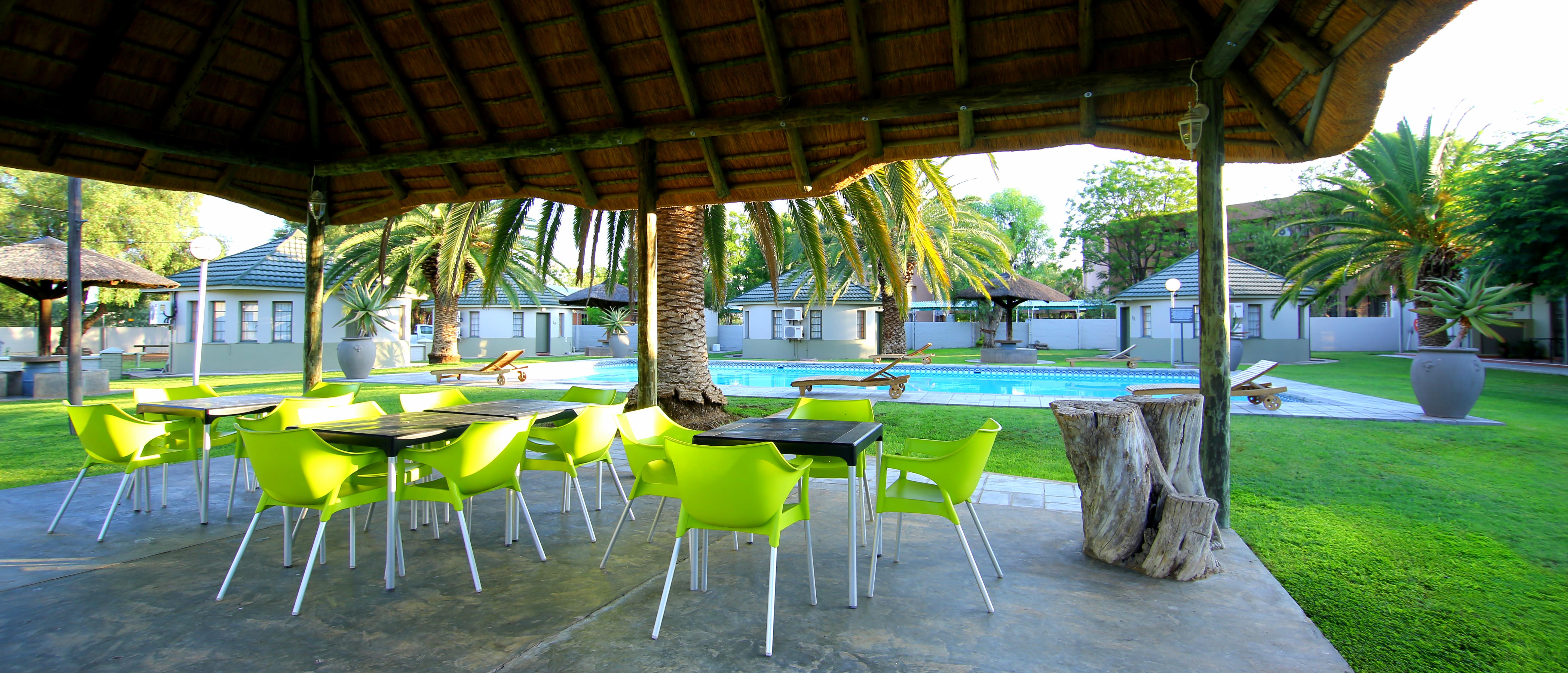 Kalahari Arms Hotel Khemsbok Exterior photo