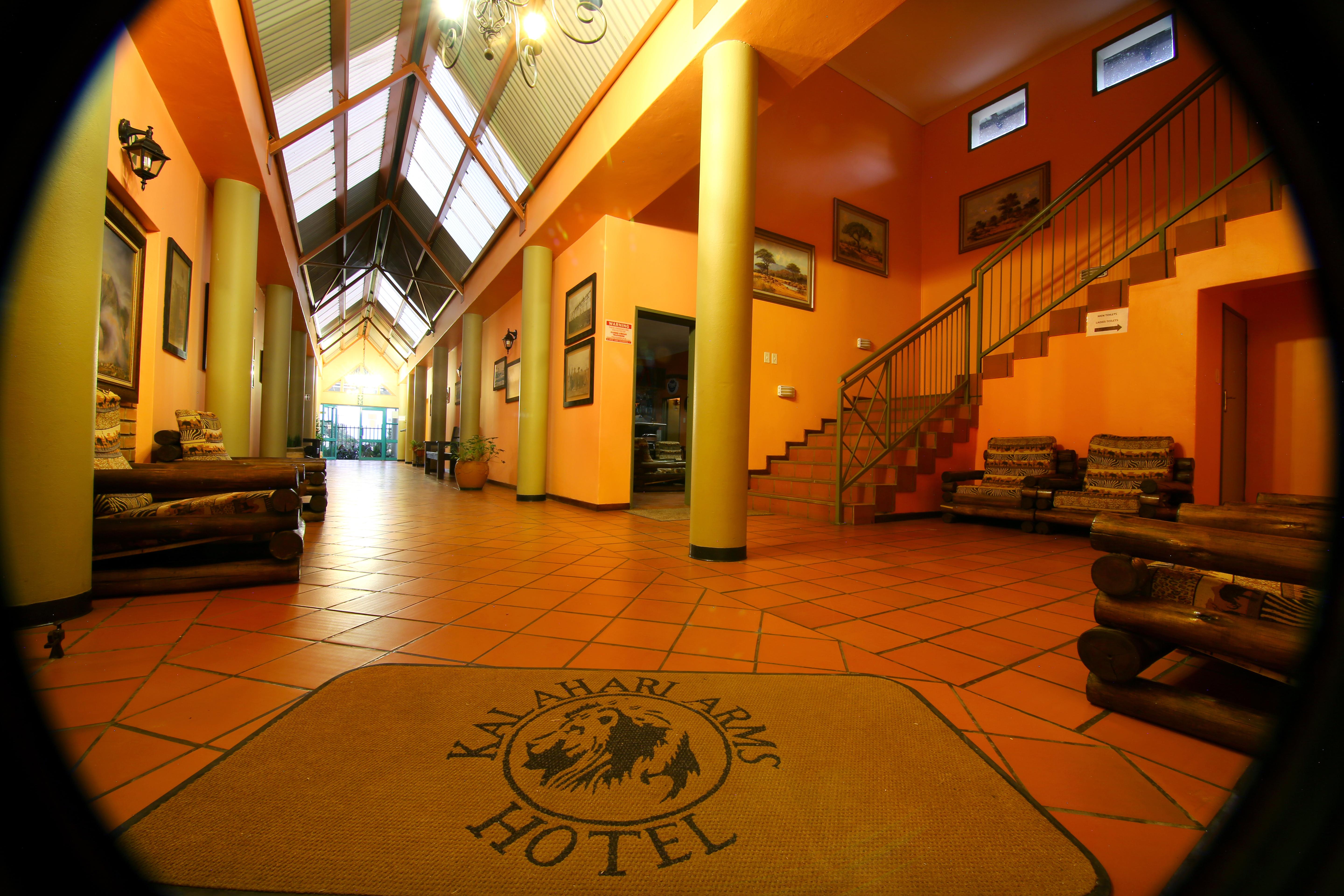 Kalahari Arms Hotel Khemsbok Exterior photo